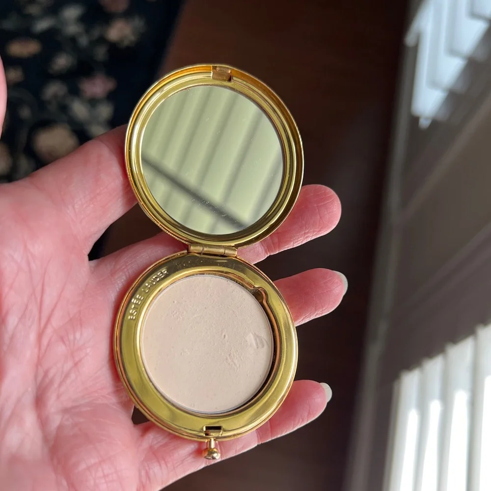 Estée Lauder Collectable Lucidity Translucent ‘After Hours’ Slim Compact